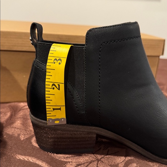 🍀 Lucky Brand “Bandene” Black Ankle Boots. Size 7 - Picture 12 of 15